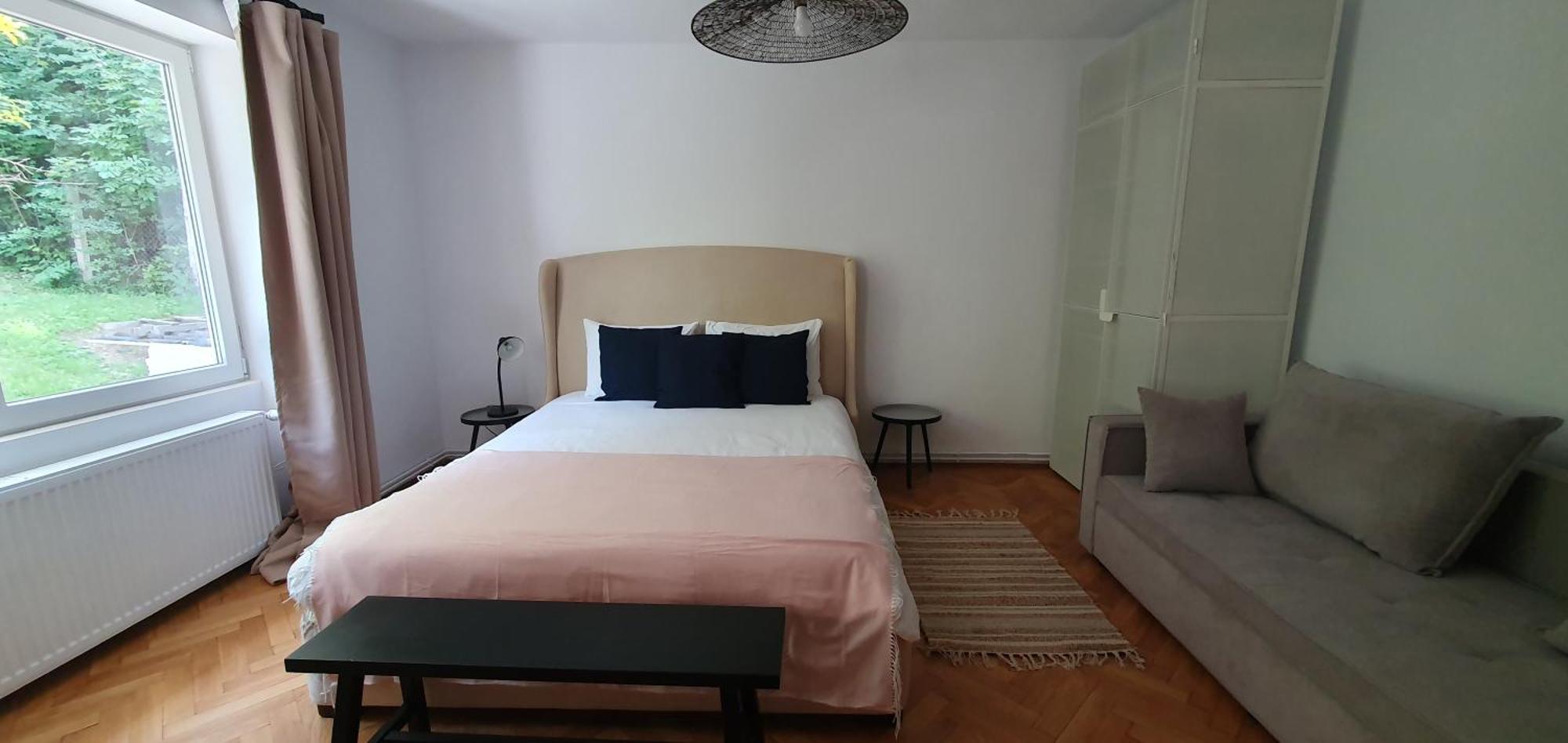 The Pines Serviced Apartments Braşov Esterno foto