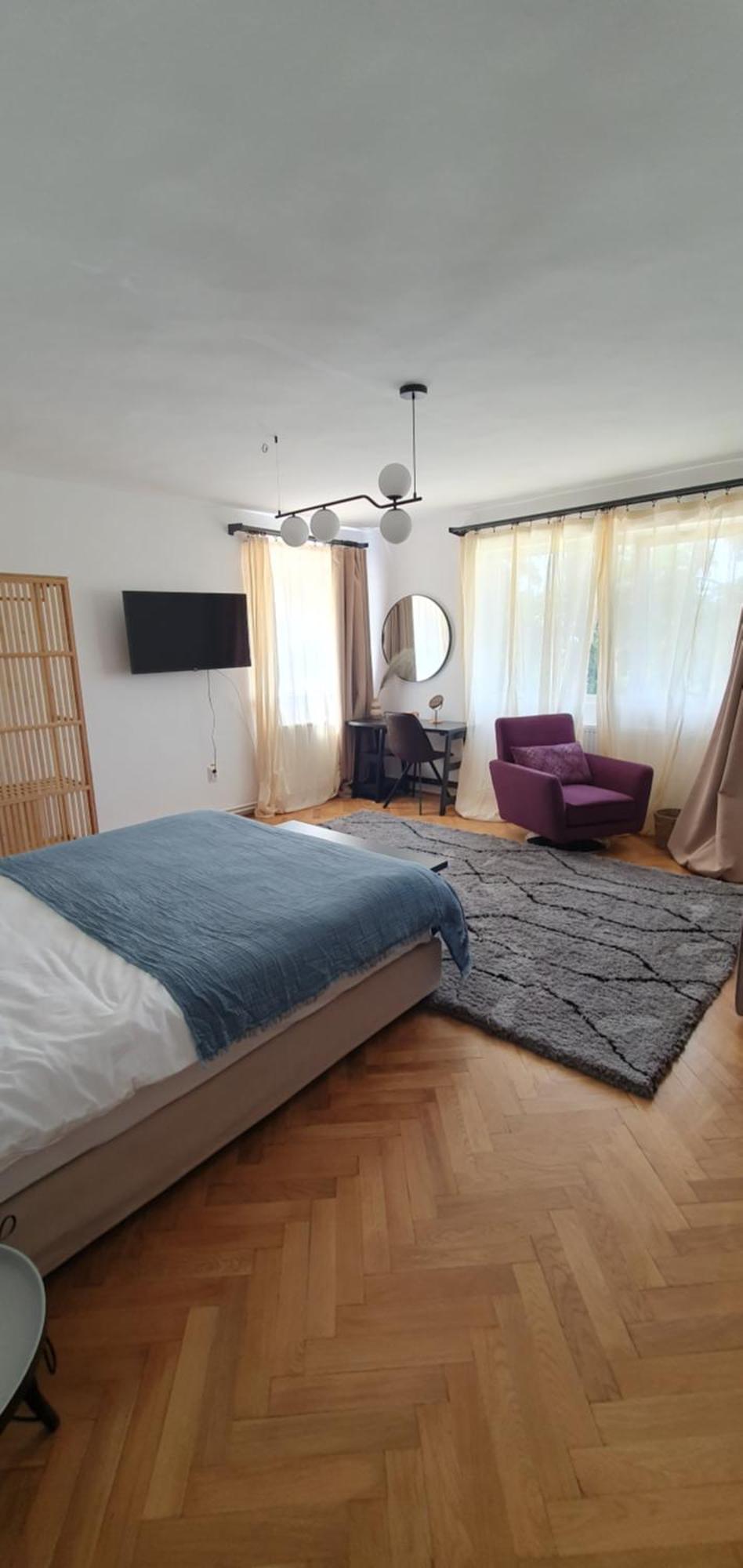 The Pines Serviced Apartments Braşov Esterno foto