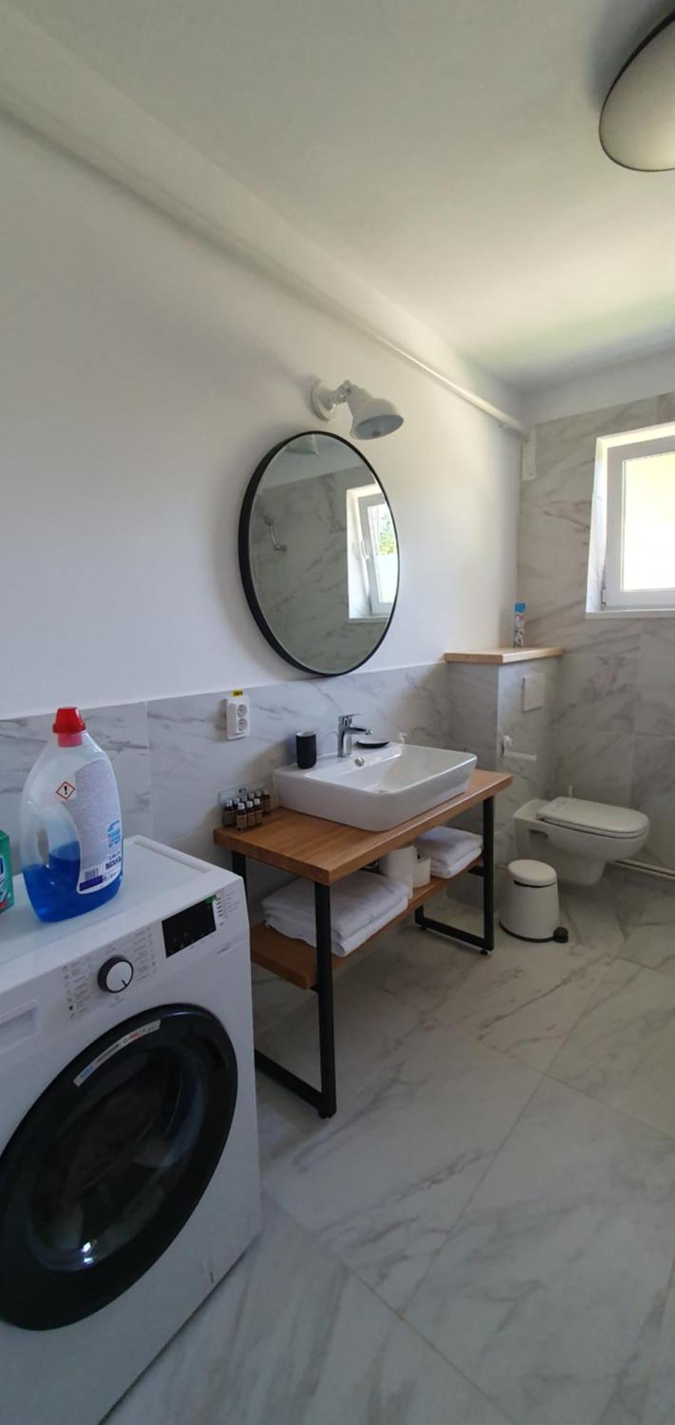 The Pines Serviced Apartments Braşov Esterno foto
