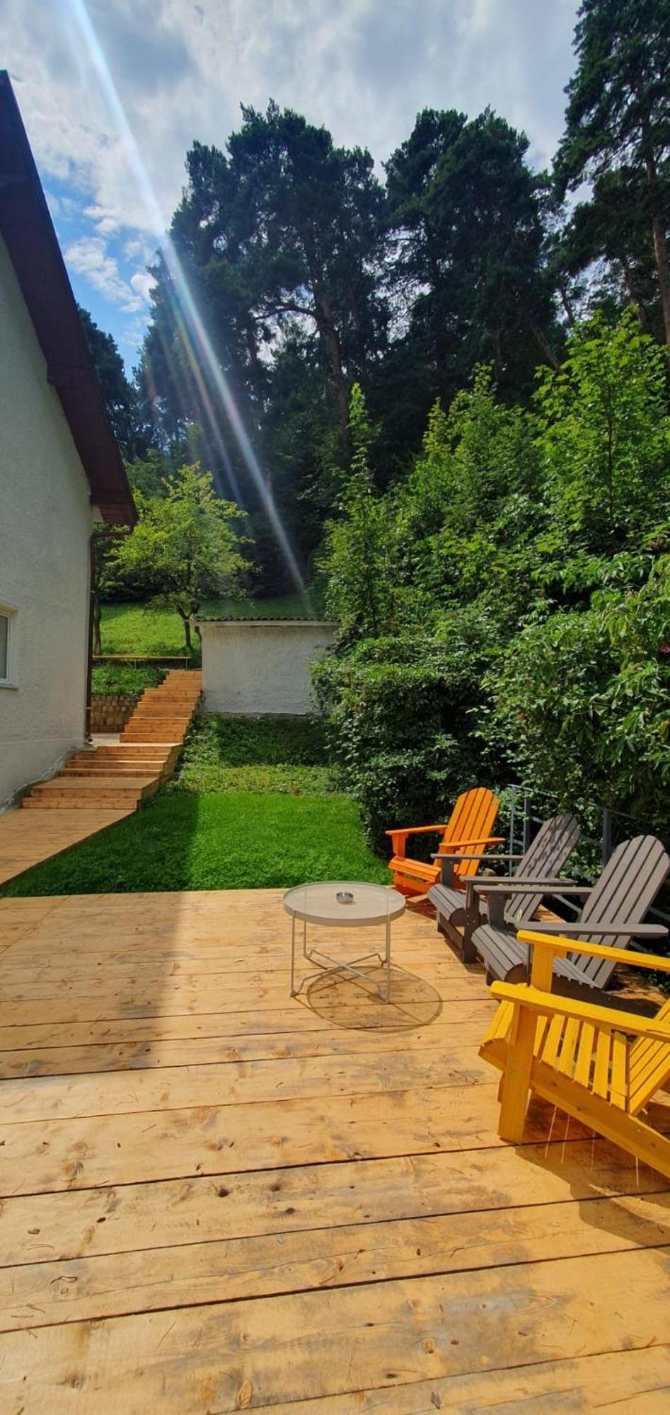 The Pines Serviced Apartments Braşov Esterno foto